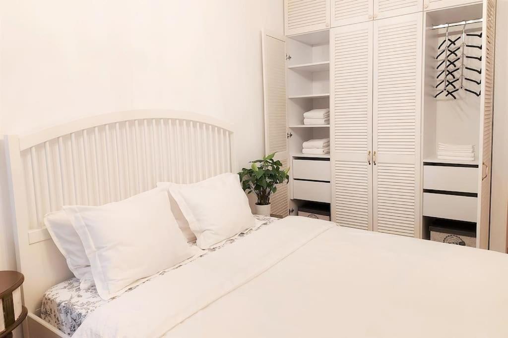 Cosy Boutique 61 Sqm Apartment - Private Parking - Ten Blocks Residence Bucarest Exterior foto